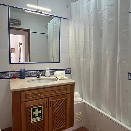 Henrique's Residense Ii بيت للعطل Luz