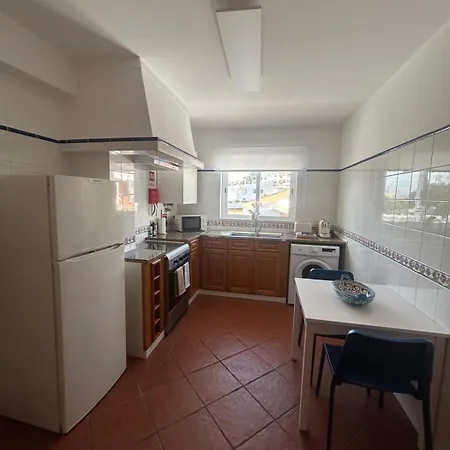 Semesterbostad Henrique's Residense Ii - Sea View Terrace