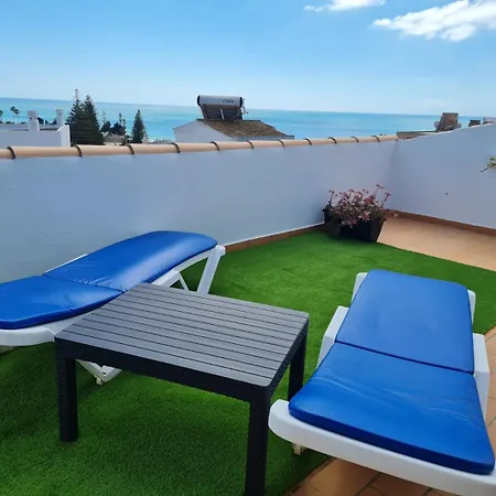 Henrique's Residense Ii *